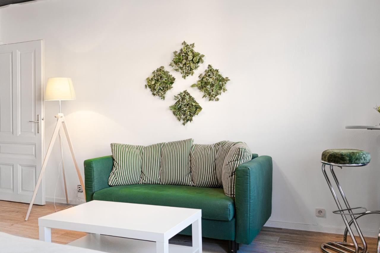 Perfectly Situated 2br Shared Apt- Ideal For Longstays Viena